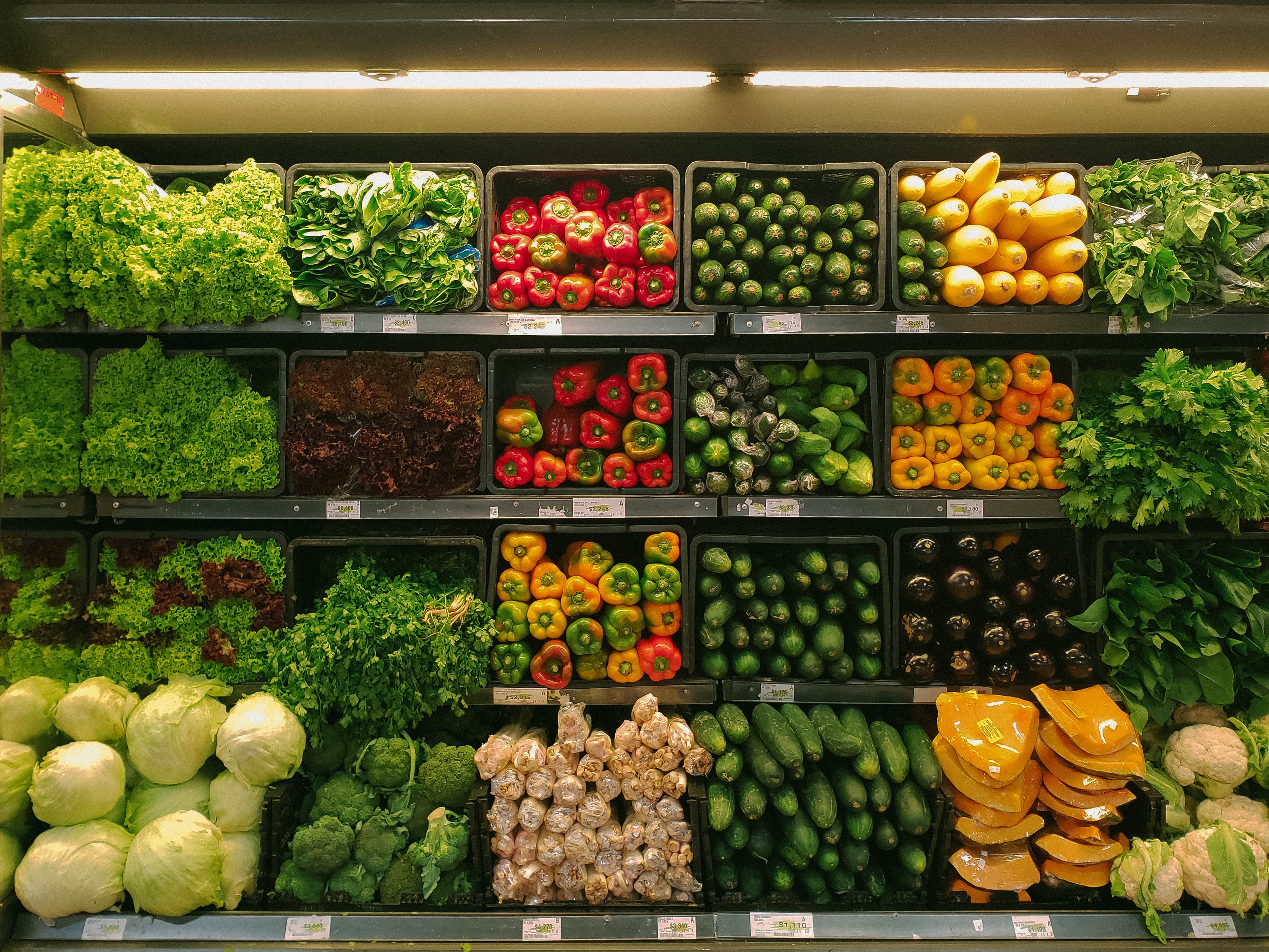 Picture of produce section at grocery store